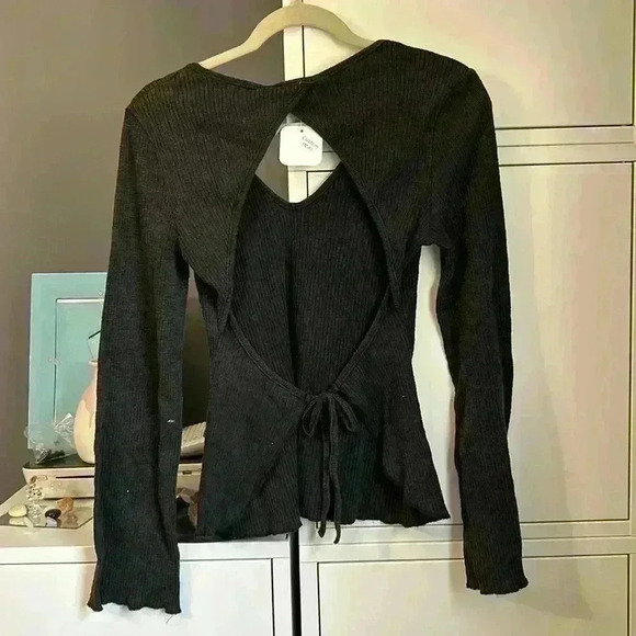 POL top - Picture 2 of 3